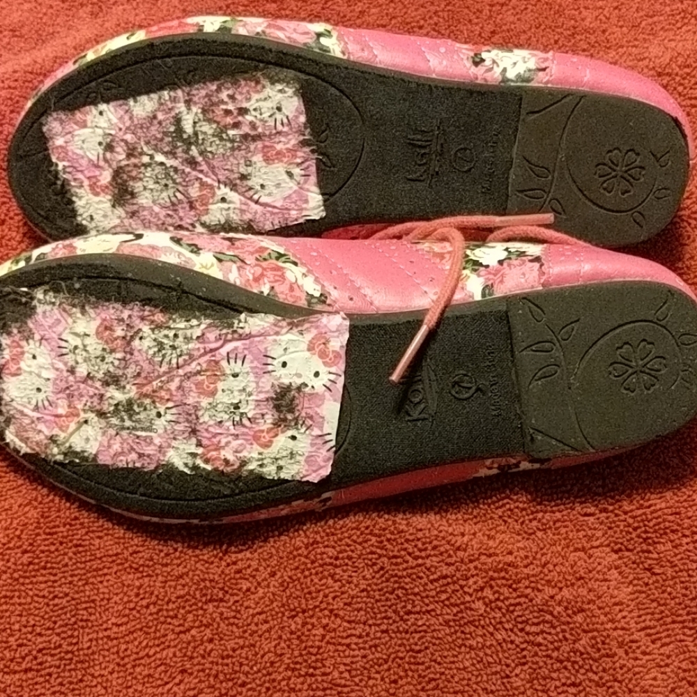 Accessories - Picture 3 of 3